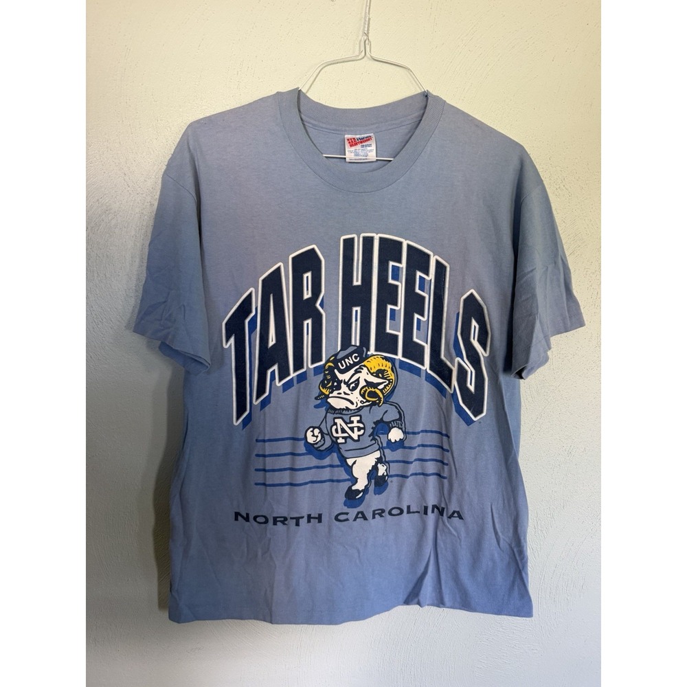 UNC vintage North Carolina Tar Heels graphic crewneck tee Hanes T-shirt Sz L